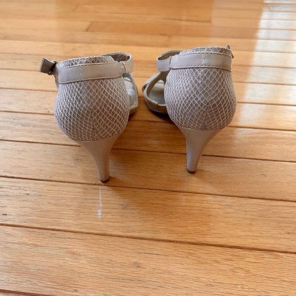 Bandolino Nude Dacia Sandals - Picture 2 of 7